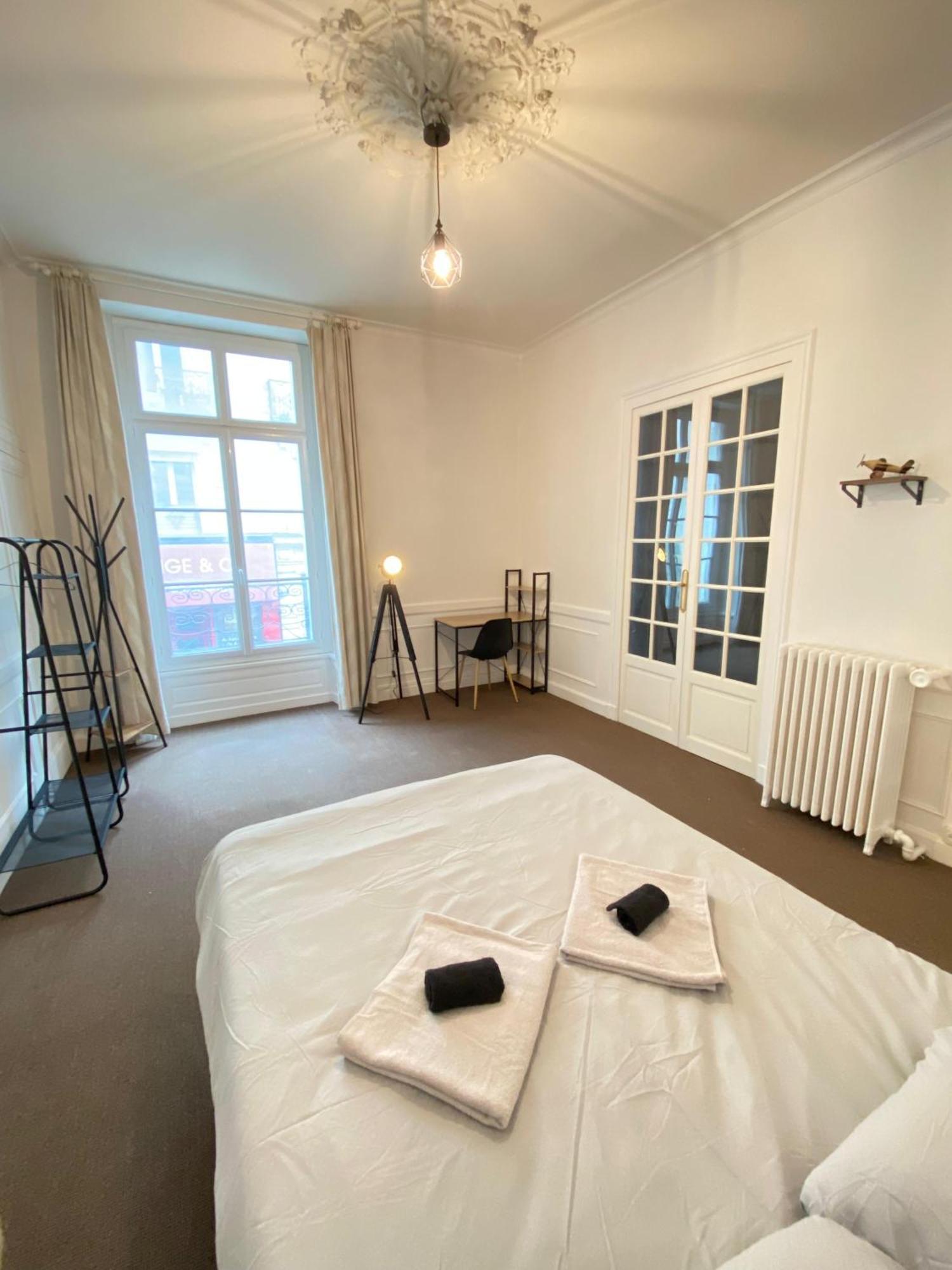 L'Appartement Privilege - 4 Chambres - Coeur D'Angers, Spacieux Et Elegant Bagian luar foto