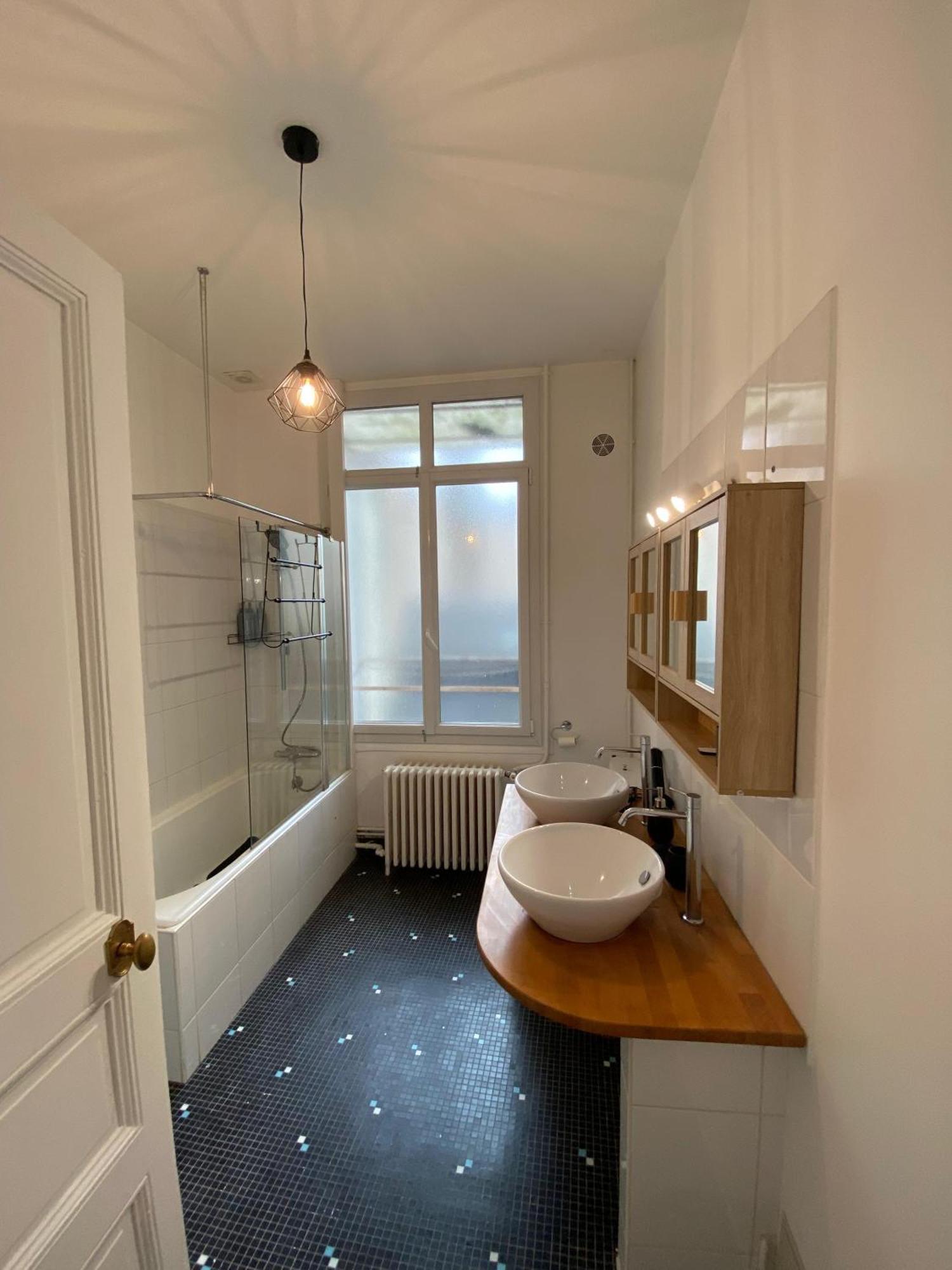L'Appartement Privilege - 4 Chambres - Coeur D'Angers, Spacieux Et Elegant Bagian luar foto